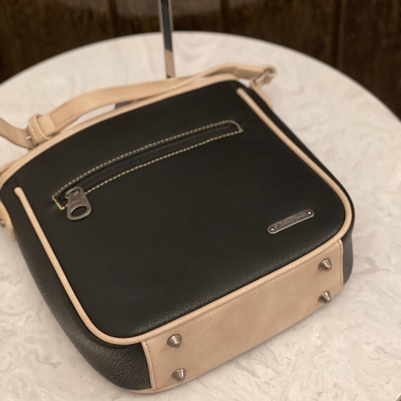 Montana West Aztec Crossbody NWT Black - Picture 4 of 6